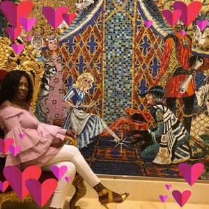 Meet your Posher, Marcia